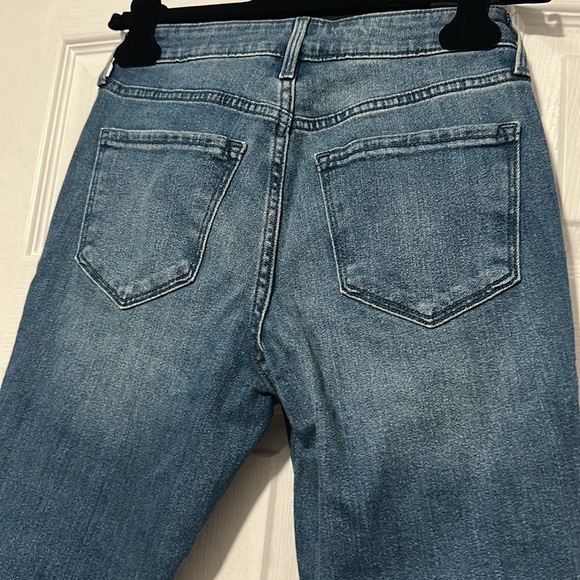 Old Navy High Rise Skinny Jeans - Picture 4 of 4